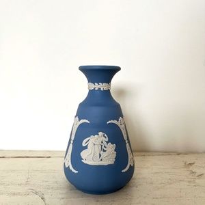 Vintage Jasperware Wedgwood Blue Bud Vase from 1978